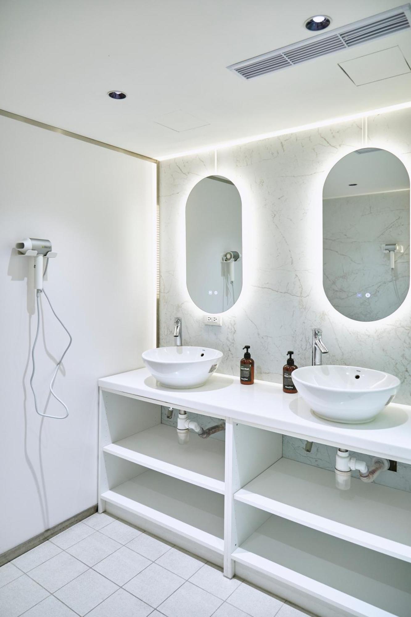 Twin Star Inn Тайпей Екстериор снимка
